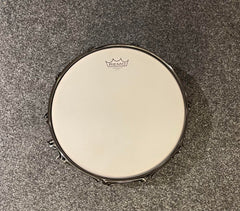 Dr Custom 14x6,5” Splatter virvel.  (Demo ex!) 10ply Maple med 45 grader bearing edges. Made In Germany