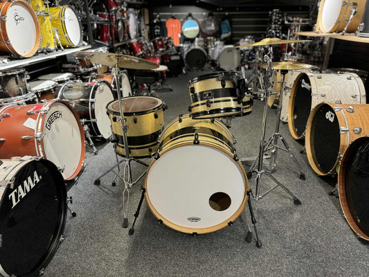 Gretsch Catalina Club Mod 22"12"16" Ink. Virvel,stativ och nya Cymbaler Beg.