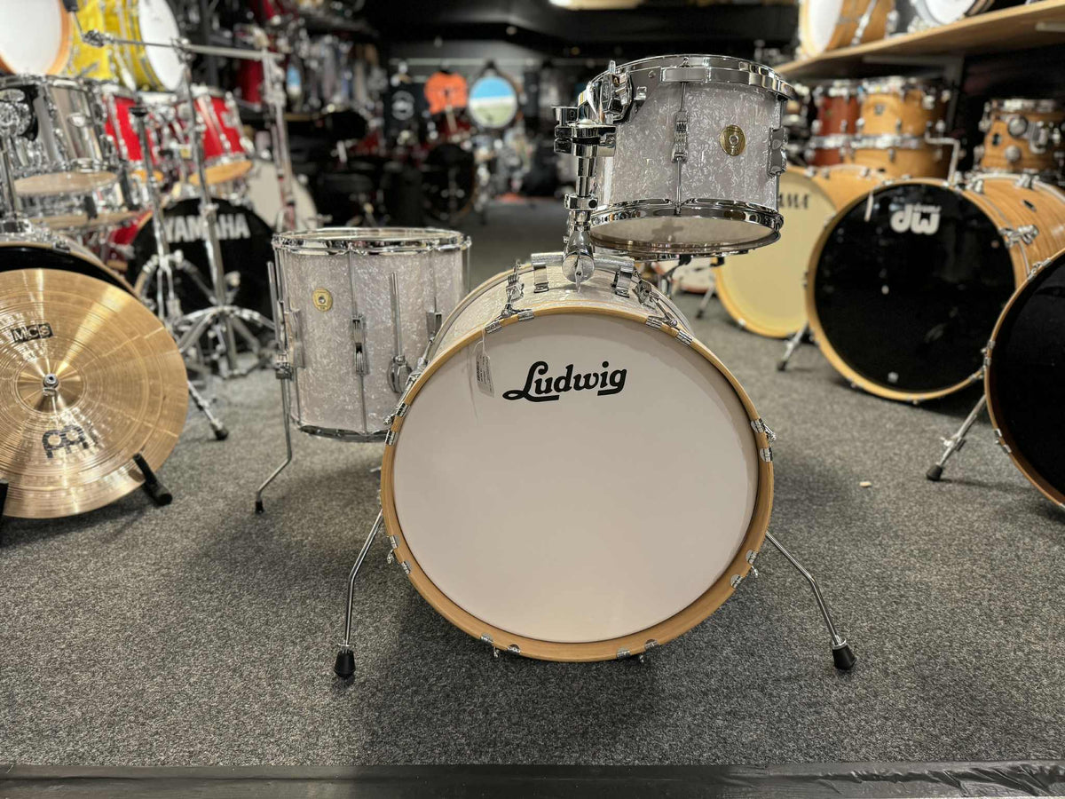 Ludwig Continental Club 20" 4pc Shell Pack, White Pearl