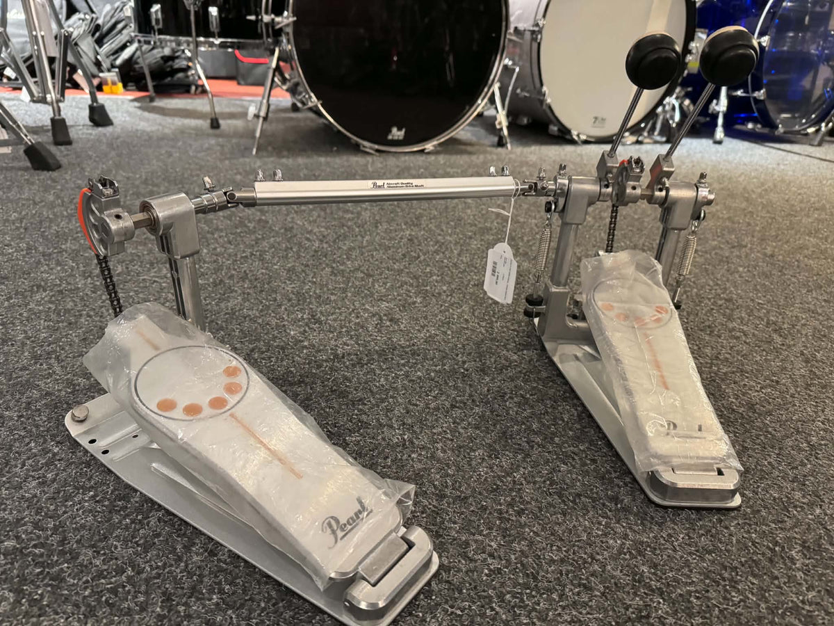 Pearl P-932 Twin Pedal , Chain Drive Beg.