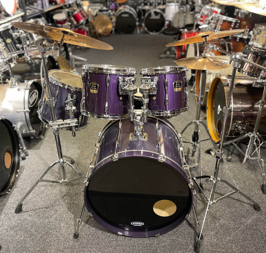 Yamaha Stage Custom Advantage komplett set  10” 12” 14” 22” Ink.: virvel. stativpack ,cymbalpack. Beg.
